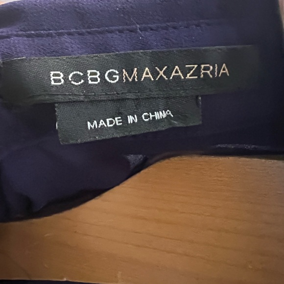 BCBG MAXAZRIA BEAUTIFUL Sheer Top purple back pink multi color front size Medium - Picture 8 of 8